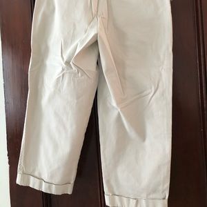 Rataella Cuffed Light Khaki Capris Petite